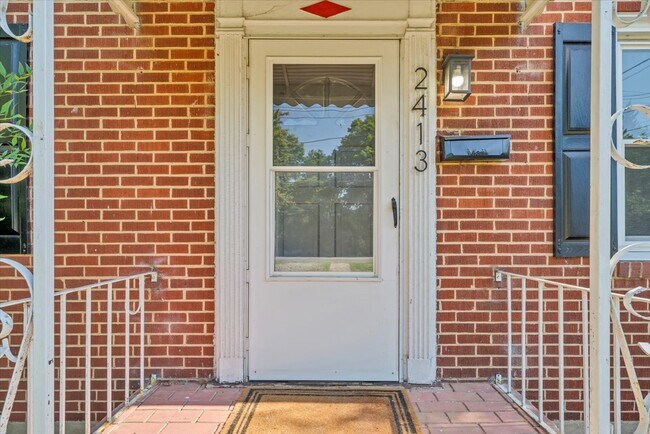 Foto del edificio - 2413 Memorial Ave SW