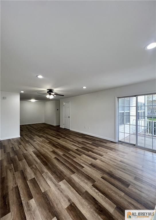 Foto del edificio - 392 Lackland Ave