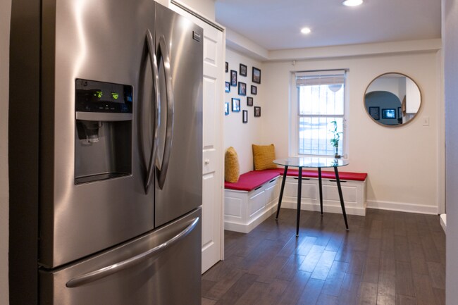 Foto del edificio - 1519 Park Rd NW