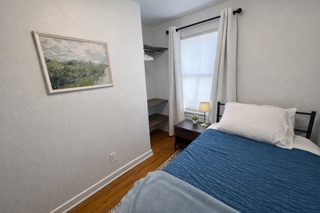 Foto del edificio - 1333 Rhode Island St