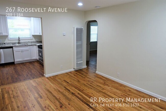 Foto del edificio - 267 Roosevelt Ave