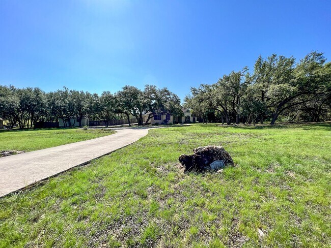 Building Photo - 1341 River Way