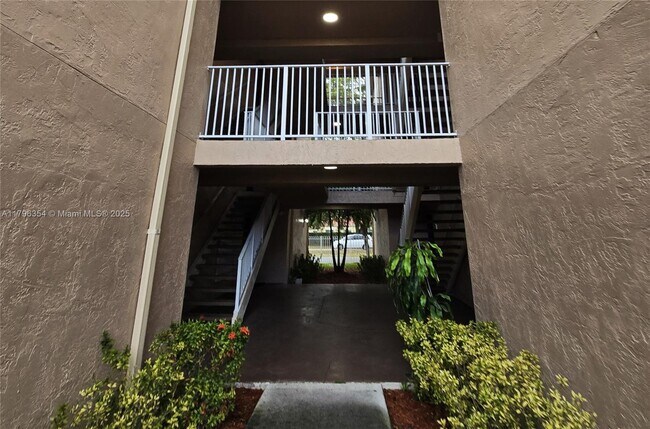 Foto del edificio - 10421 SW 157th Pl