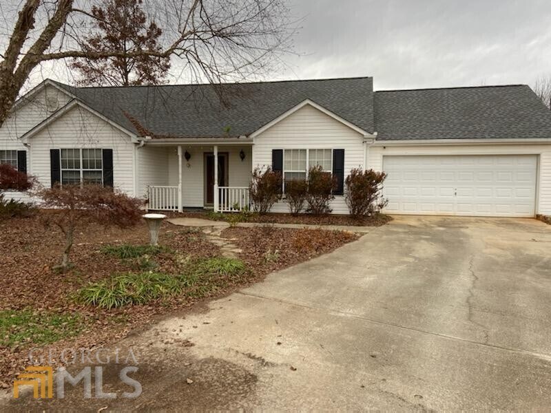 Primary Photo - 3840 Walters Park Dr