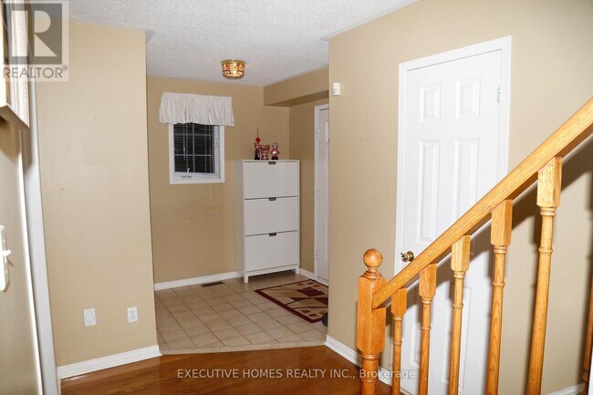 Building Photo - 5705 Wells Pl