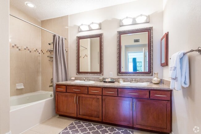 Foto del edificio - Comfort Just Minutes from It All