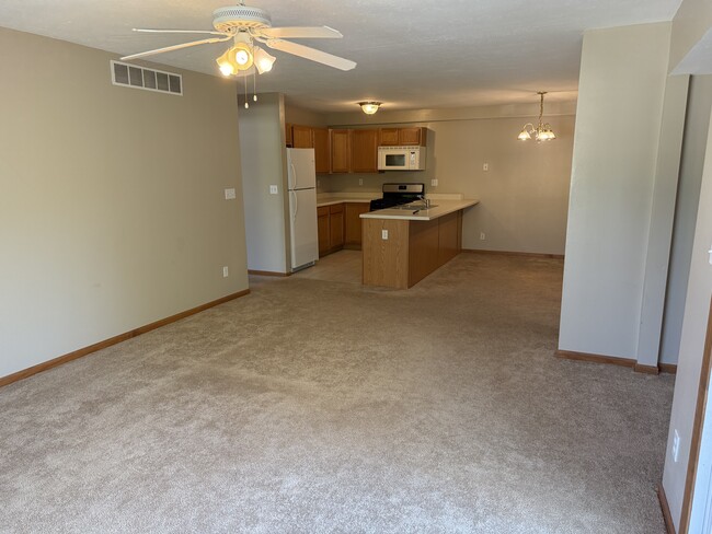 Building Photo - 2021 Anjali Way