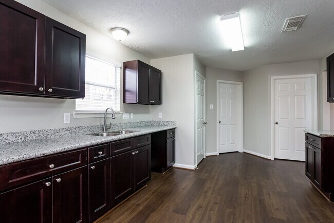 Foto del edificio - 21831 Westfield Ridge Dr
