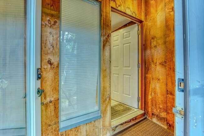 Foto del edificio - 28 Condo Rd