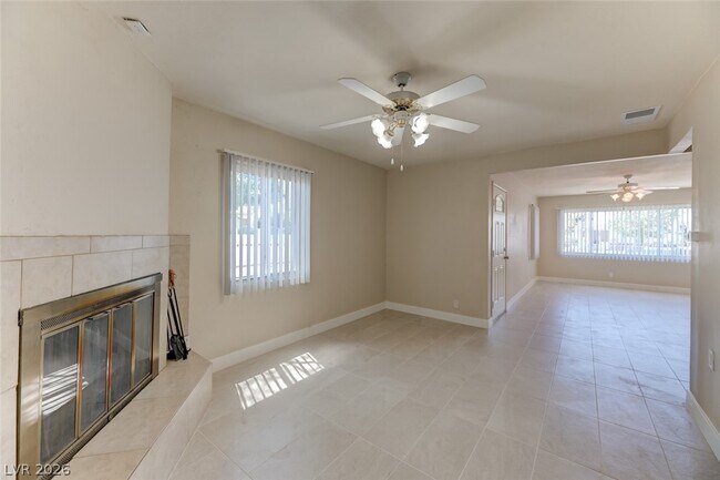 Building Photo - 402 Ilmenite Way