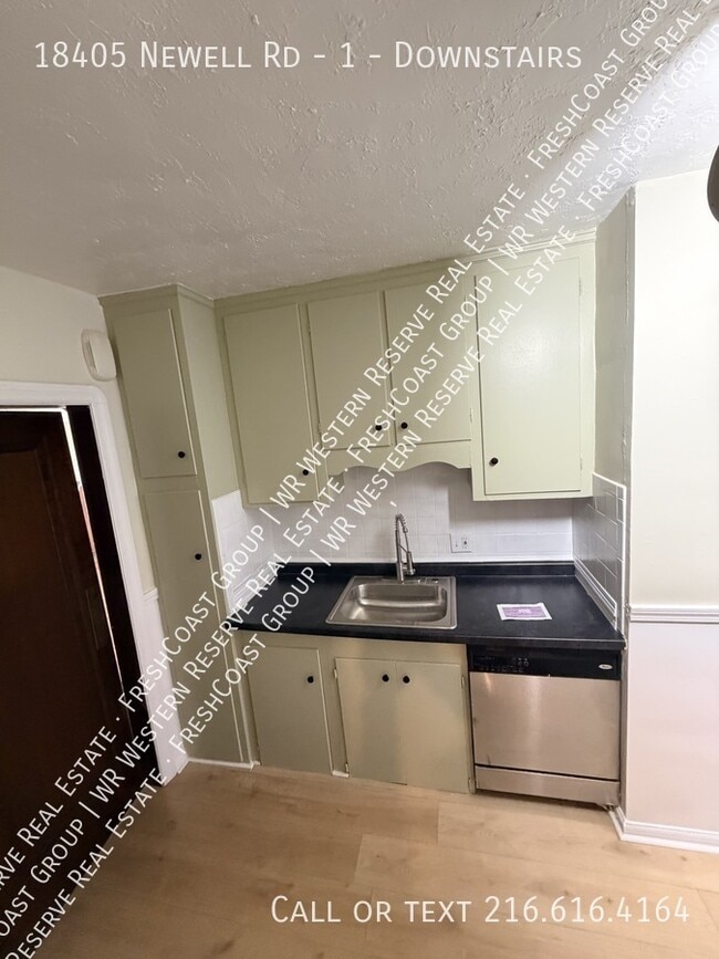 Building Photo - 18405 Newell Rd