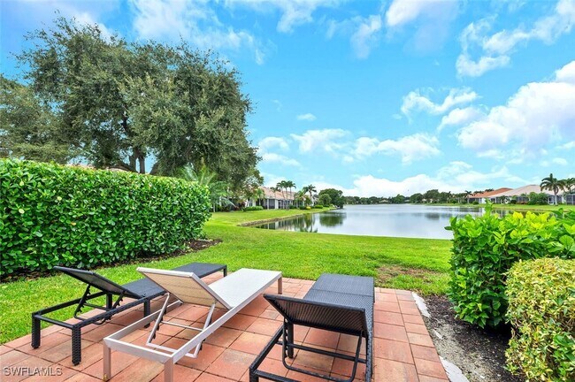 Foto del edificio - 7090 Lone Oak Blvd