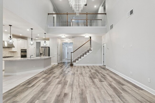 Building Photo - New Rental!