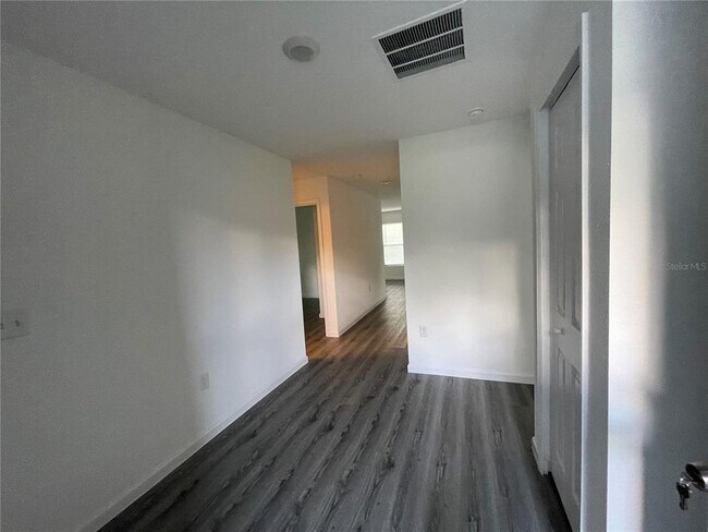 Building Photo - 780 Marion Oaks Manor