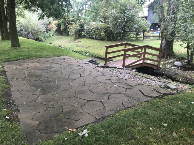 Patio by creed - 317 N 21st Ave