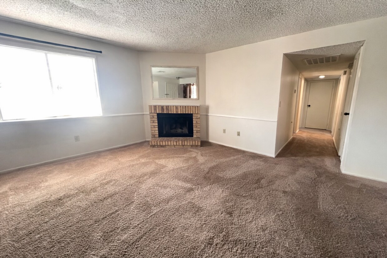 Foto del edificio - 3 Bedroom Condo