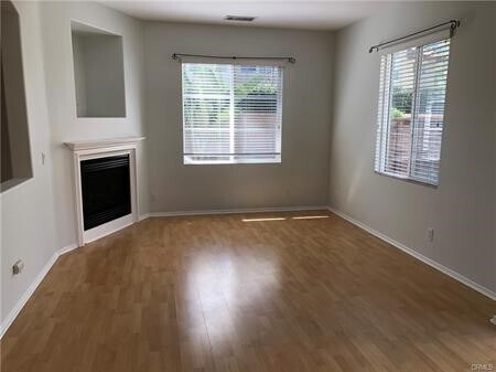 Foto del edificio - 140 Cherrybrook Ln