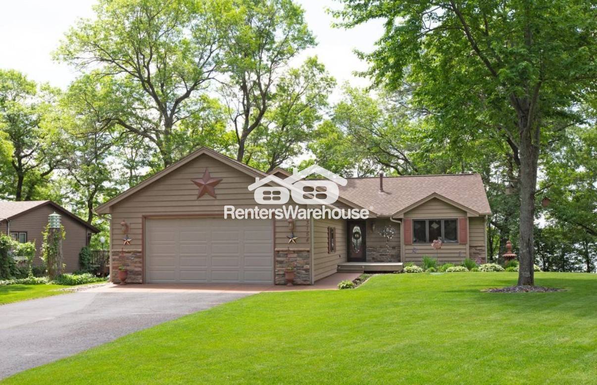 Primary Photo - 23154 E Martin Lake Dr NE