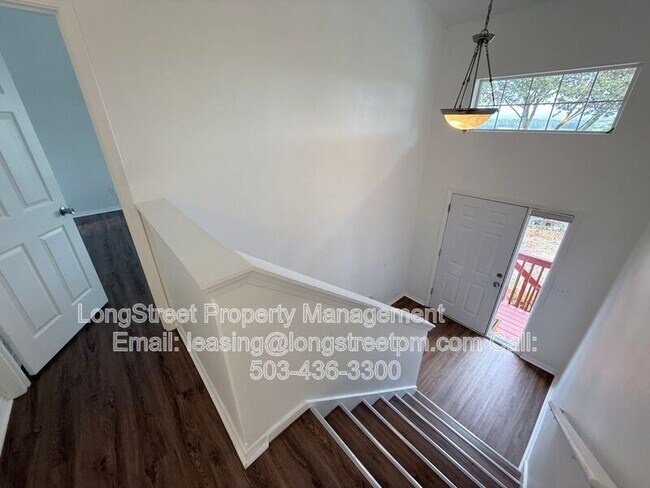 Foto del edificio - 3047 Wallace Rd NW