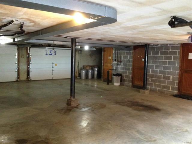 Foto del edificio - 833 Sudbury Dr