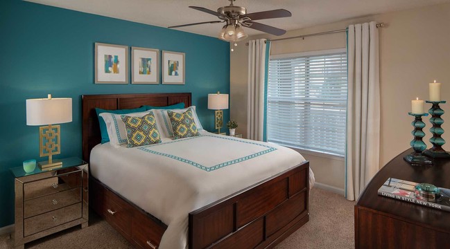 Large Model Bedroom with lighted ceiling fan - Wood Bridge Apartments