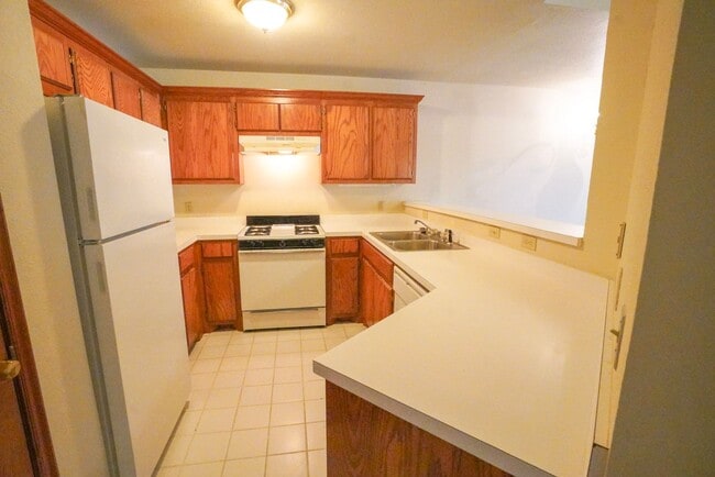 Building Photo - 3316 Ridgecrest Cir