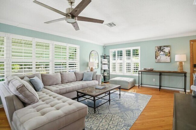 Foto del edificio - 525 N L St