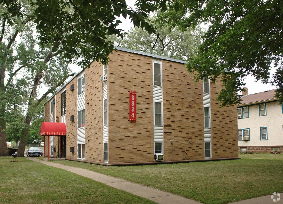 Foto principal - 3934 1st Ave S