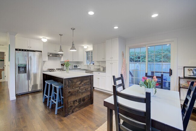 Foto del edificio - 3Bd/2.75Ba Sammamish Home