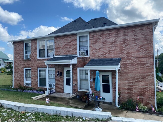 Building Photo - COLOR HOUSES GROUP, INC
