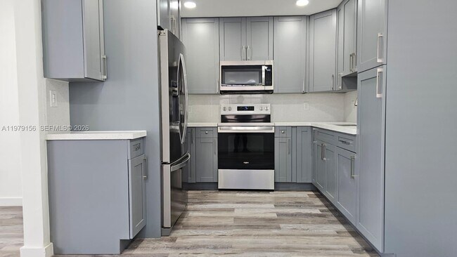 Foto del edificio - 1941 NW 32nd St