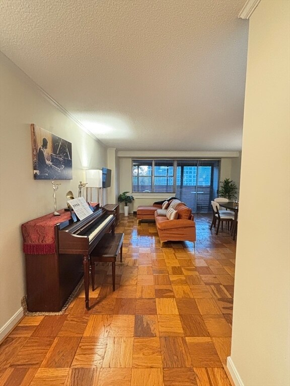 Foto del edificio - 2 Hawthorne Pl