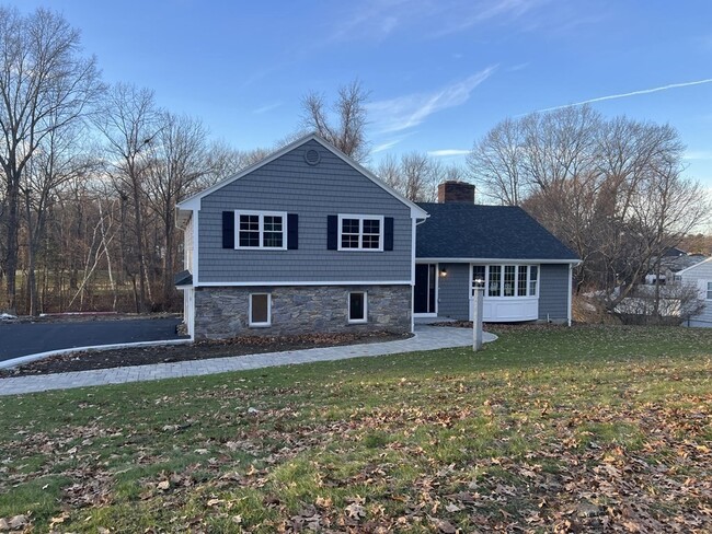 Building Photo - 92 Stony Brook Rd