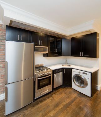 Primary Photo - 444 W 19th St