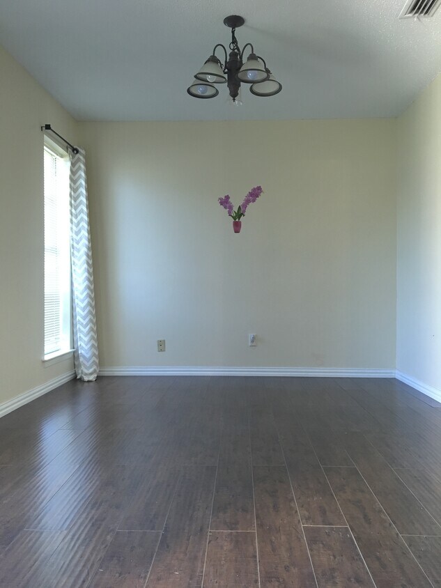 1913 Matterhorn Dr, Garland, TX 75044 House Rental in Garland, TX