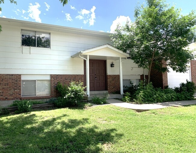 Photo - 16366 W 13th Pl House