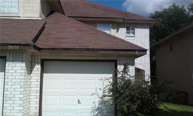 Building Photo - 9629 Sugar Hill Dr