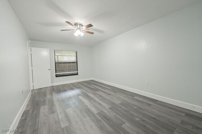 Building Photo - 2151 42nd St SW