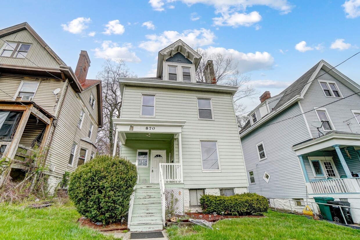 Three Bedroom in Cincinnati! - Three Bedroom in Cincinnati!