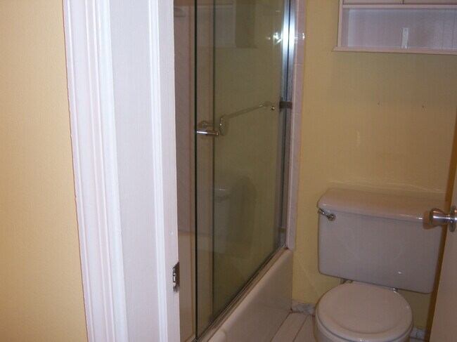 Foto del edificio - 6207 Bay Club Dr