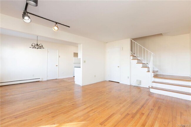 Foto del edificio - 26 Fairview Ave