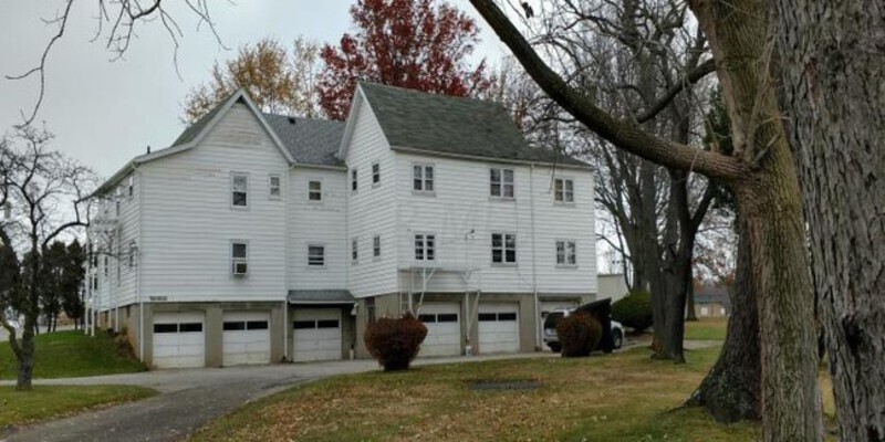 Primary Photo - 749 N McElroy Rd