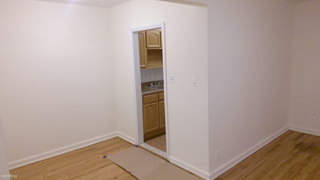 Foto del edificio - 7312 Woodhaven Blvd
