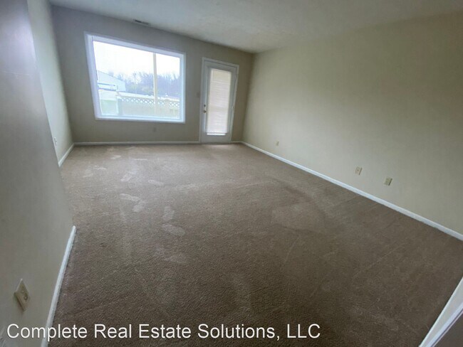 Building Photo - 2 br, 1 bath House - 33 B. Keran Manor Ct. #B