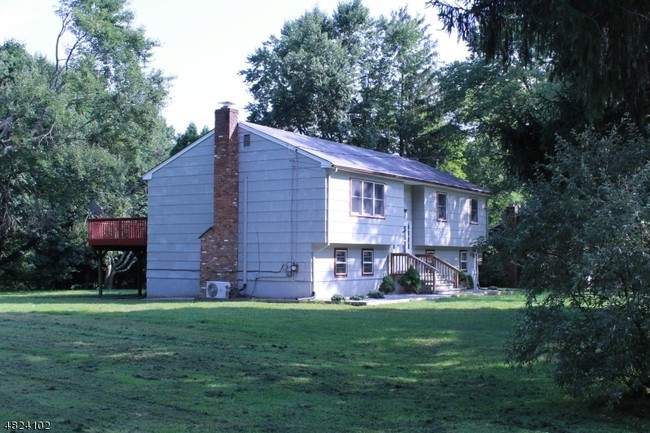 Building Photo - 31 Brookside Ave