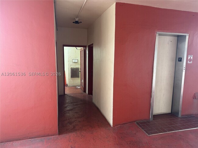 Foto del edificio - 4730 NW 10th Ct