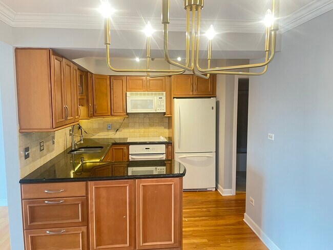 Foto del edificio - 11255 S Roberts Rd