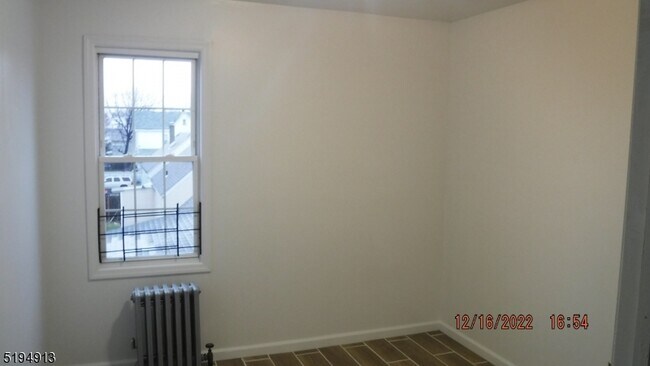 Foto del edificio - 281-283 Buffalo Ave