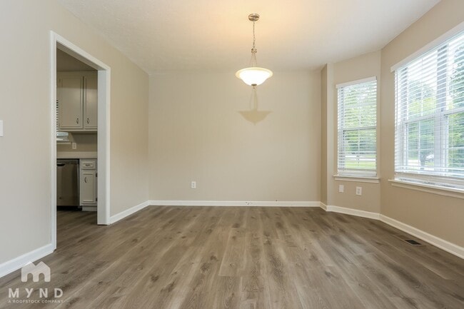 Building Photo - 8613 Stone Creek Ct