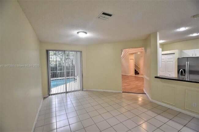 Foto del edificio - 6161 NW 58th Way